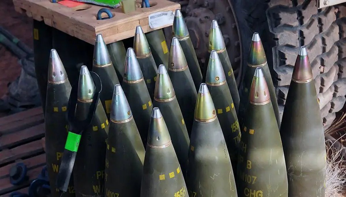ObserveWest's tweet photo. March 19 U.S. Defense Secretary Lloyd Austin will try and convince European allies that U.S.  is still committed to supporting Ukraine, even as Washington has essentially run out of money to continue arming Kyiv and few signs that Congress will move to replenish funds.#US https://t.co/QJ3Ppfopy1