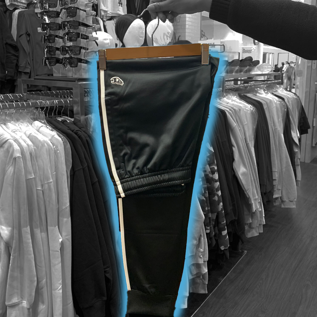 AllOutCustomsNZ's tweet photo. Champion tracksuits are in, &amp; the season is perfect for it.☀️ https://t.co/N2P3geuYi3

#champion #championbrand #allout #tracksuit #newarrival https://t.co/DkE4TXY756