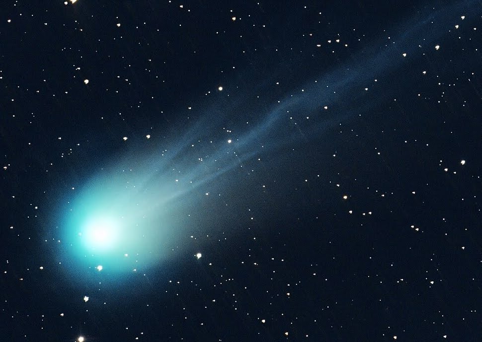 arelefredrick16's tweet image. The Devil Comet” — a rare galactic phenomenon the size of Mount Everest that can only be seen by humans about every 70 years — may soon be visible with the naked eye as it barrels toward Earth,#Science
#comets
#devilscomet