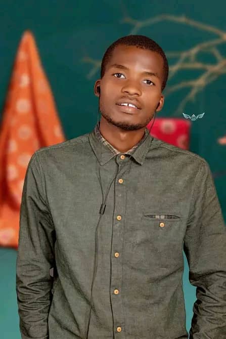 talent_ghetto's tweet photo. Toxick Mw big up gee
Osadzionela pansi uli ndi tsogolo https://t.co/8zDikvIgvb