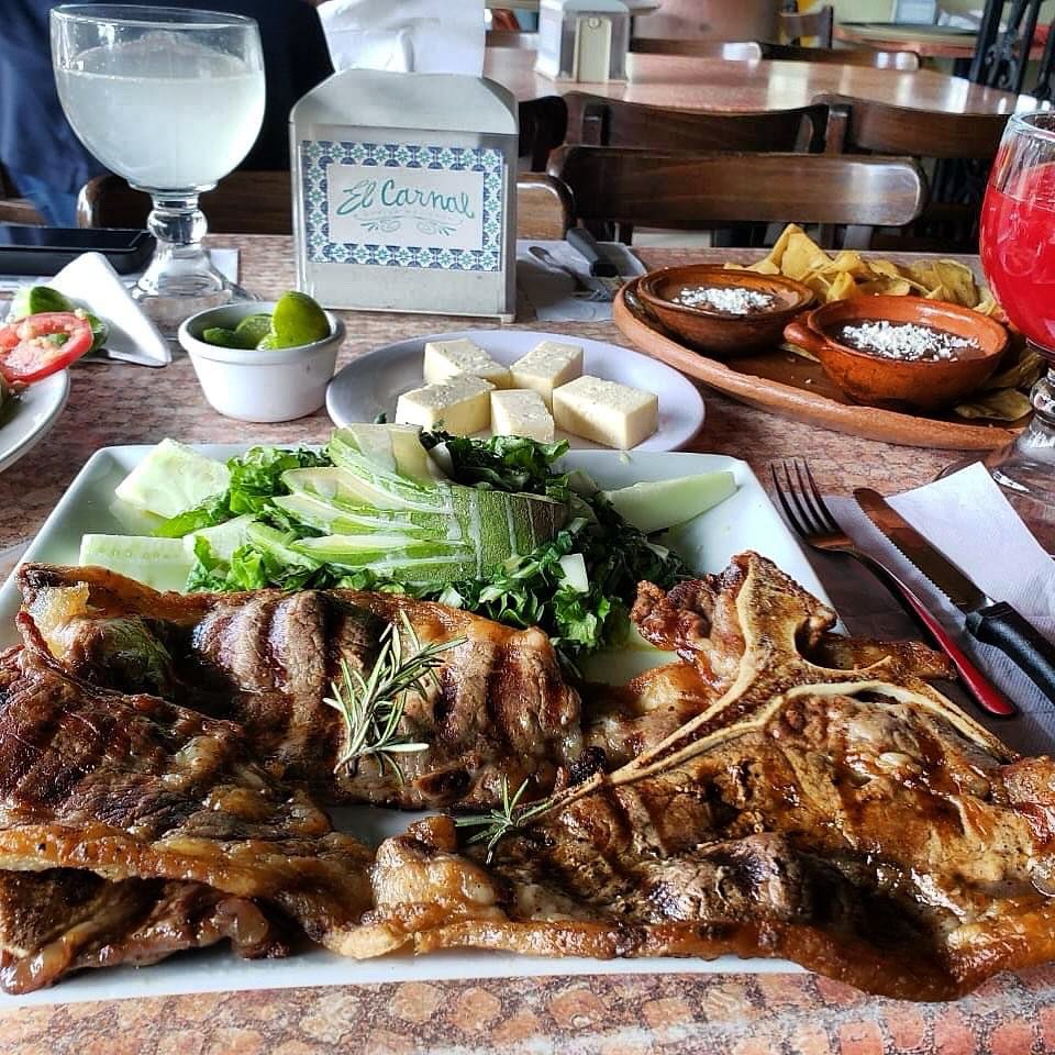 ElCarnalMx's tweet photo. La carne de la semana es el Rib-Eye.
El Rib-Eye es una de las carnes favoritas de nuestros clientes, porque es muy jugosa, tierna y de sabor intenso.
*Amantes de la buena carne regálenos un ❤️
#ElCarnalMx #Felizlunes #carne #ribeye #proteina #suave #jugoso #sabroso #cdmx https://t.co/zt7qUJsd2Y