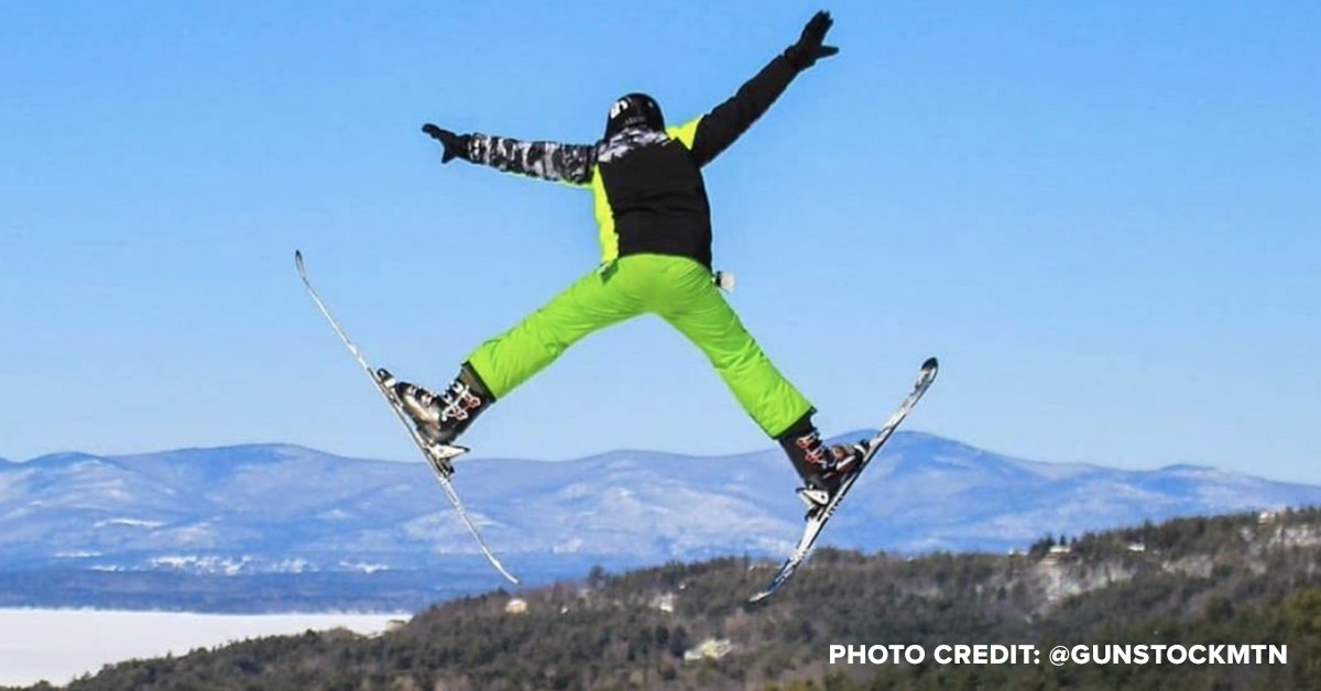 Throw that board in the car! Time to get in those last runs of the season. ⛷️🏂 bit.ly/3mwtbK4