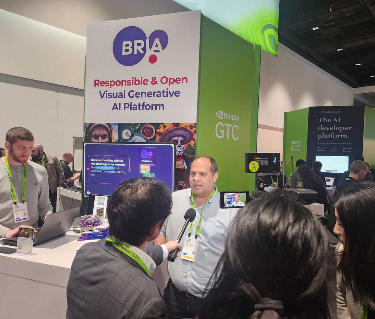 gil_elbaz_'s tweet image. #RunAI #BriaAI #Dataloop
3 awesome Israeli AI Startups, starring at #GTC24 - awesome representation 👏
