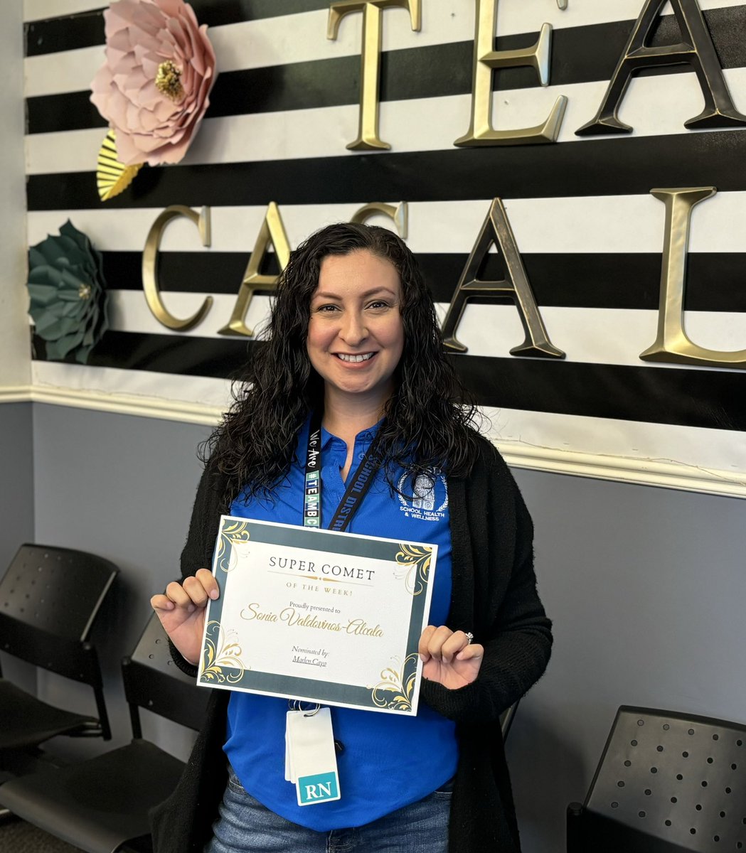 Congratulations Mrs. Valdovinos-Alcala 👩‍⚕️ 🗣️🙌💥💪our super comet of the week! Thank you for all you do! #teambcsd #teamcasaloma #TeamBCSD