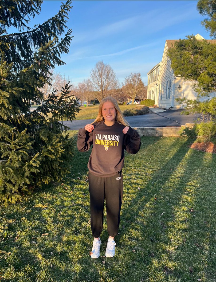 Congratulations @brylie_walos on your commitment to @ValpoWSO Excited for the future! #letsgowave @SCWAVEROC @GAcademyLeague @ImYouthSoccer @WIYouthSoccer @WisconsinSoccer