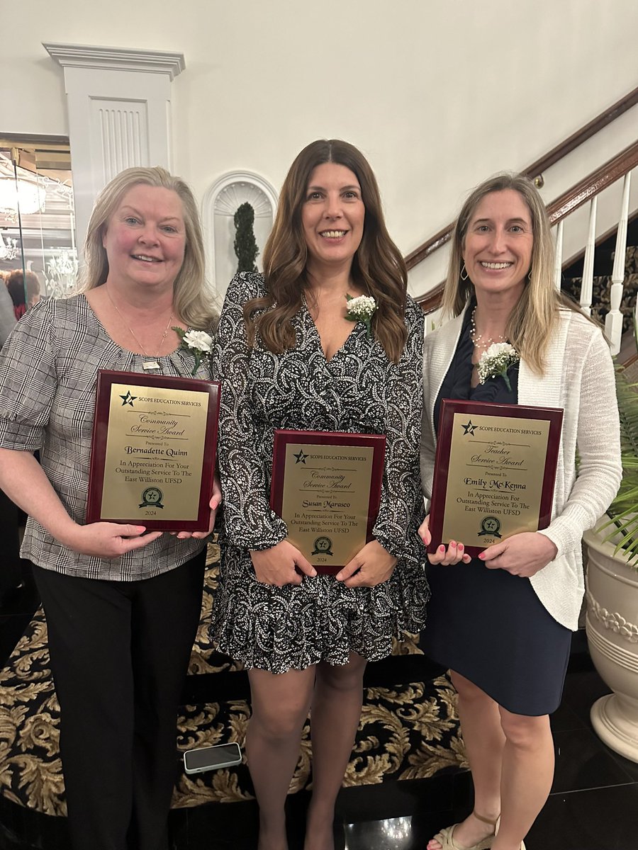 East Williston UFSD tweet media