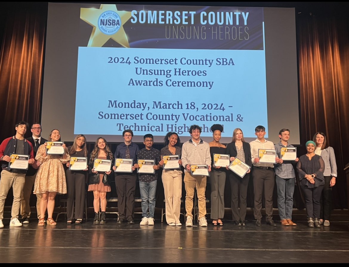 I was honored and so proud to present Cami Bennett with the New Jersey School Boards Association (NJSBA) Somerset County Unsung Hero Award! Can’t wait to see what is next for this amazing young woman! @jmcavaddy @montgomeryschoolsnj @njschoolboardsassoc @njschoolboards