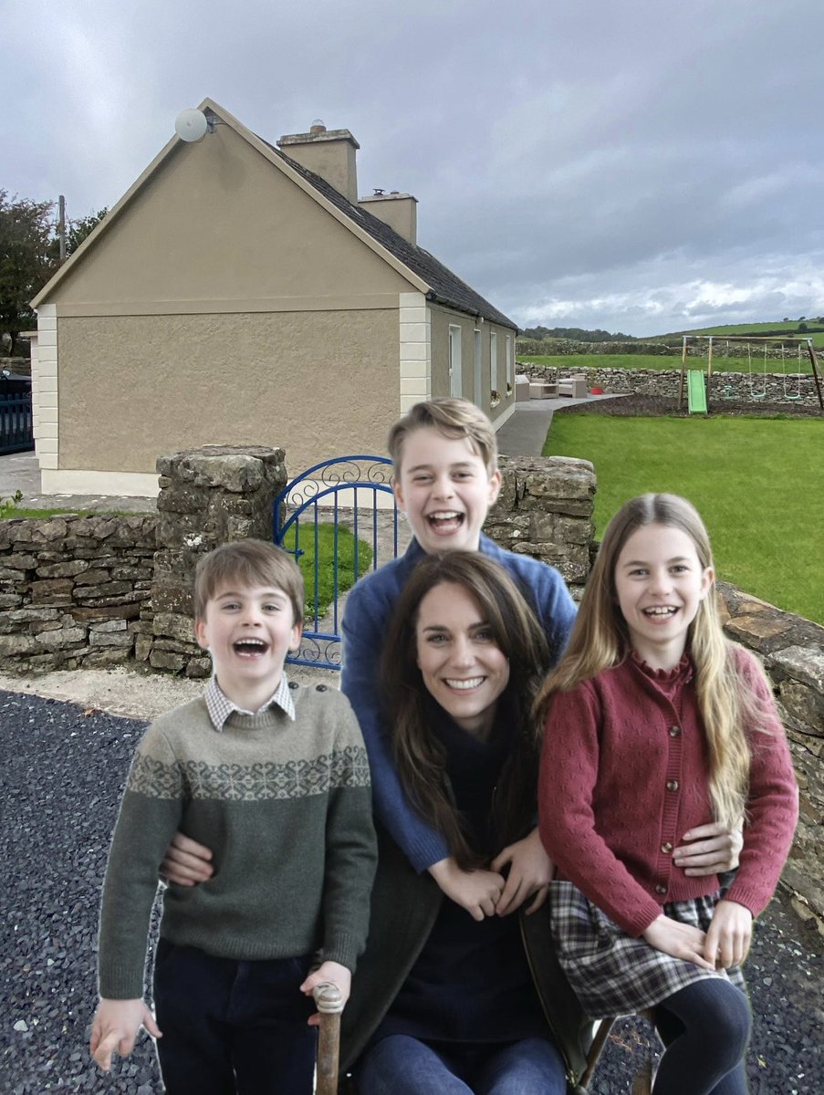 We had a lovely family staying in Killawalla Cottage by Sabhna Collection at the weekend. The kids were total messers and the mother was absolutely shite at photoshop. They really enjoyed their stay though.