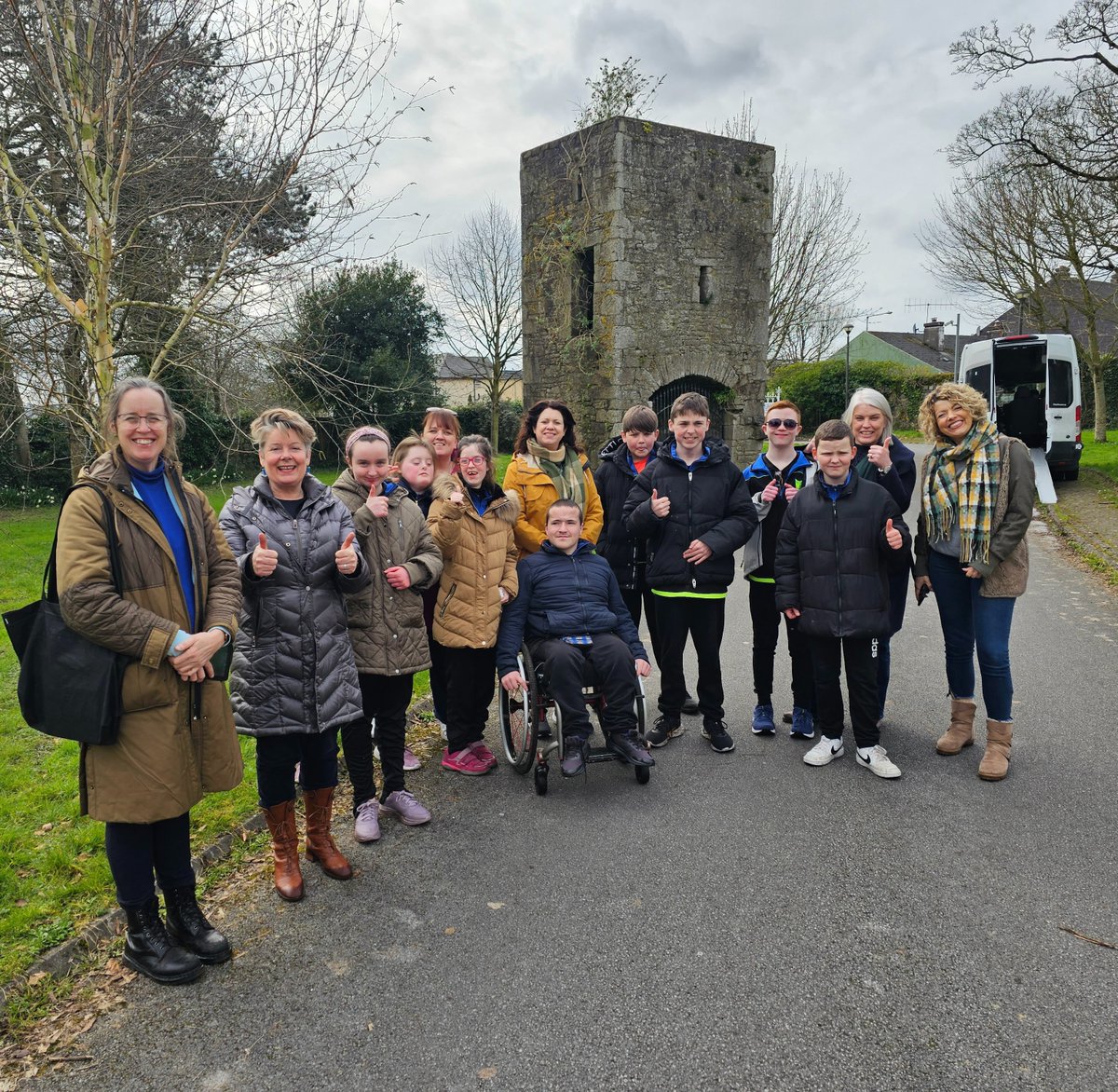 @ScoilBernadette called to both @GardenTogher and @mahoncommunitygarden to look at our ponds. They are planning to install not one but three ponds no less. Wonderful school in every way where nature finds a home .@CorkHealthyCity @SHEP_Ireland @HealthyIreland @corkcitycouncil