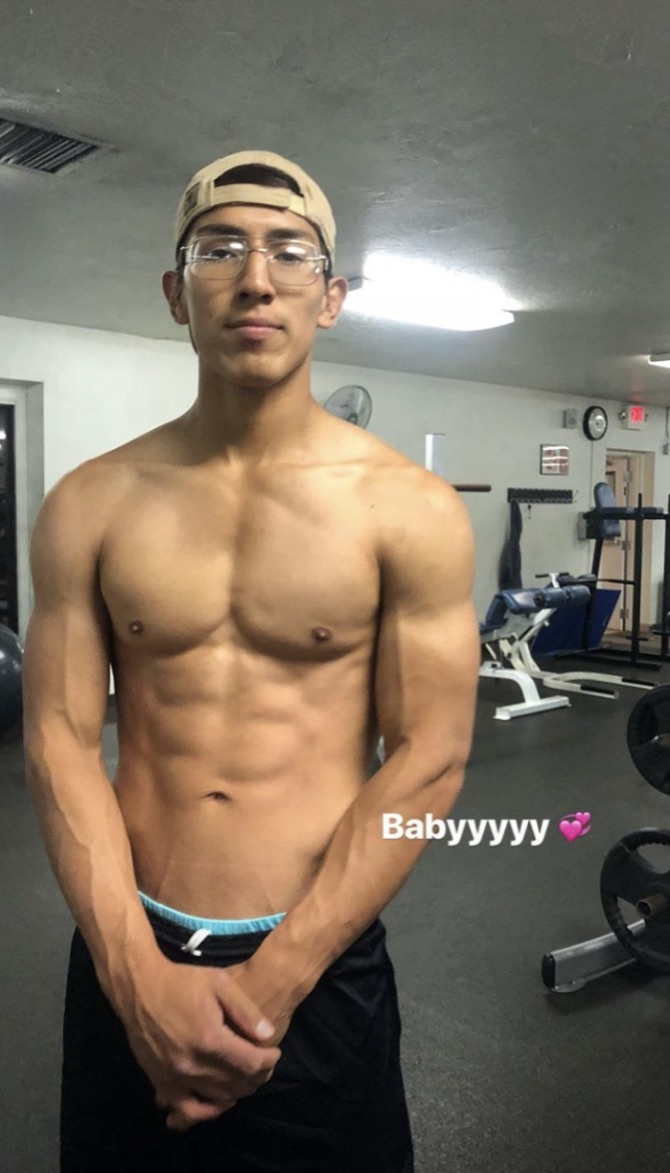 HotGuys422's tweet photo. Do you find him attractive?    
Rate him⬇️ https://t.co/5rP5iat8U6