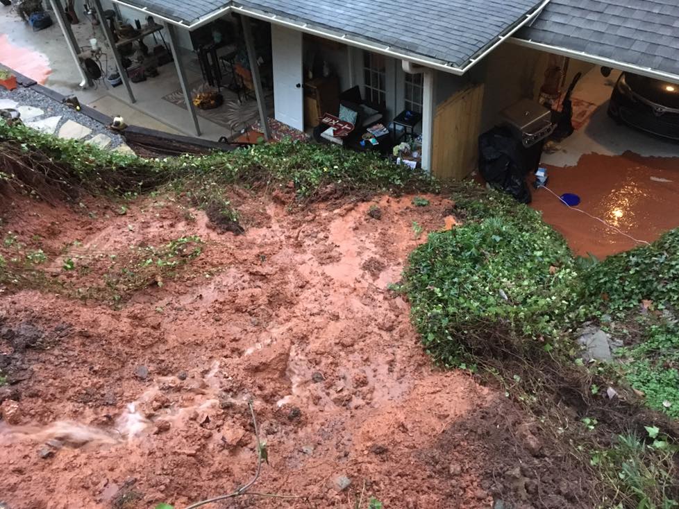 Did you know Birmingham has a landslide risk zone along its southern edge? In 1988, an apartment complex collapsed because of development in the risk zone. I spoke with a NASA scientist for <a href="/insideclimate/">Inside Climate News</a> who told me the risks are only getting worse: insideclimatenews.org/news/11032024/…