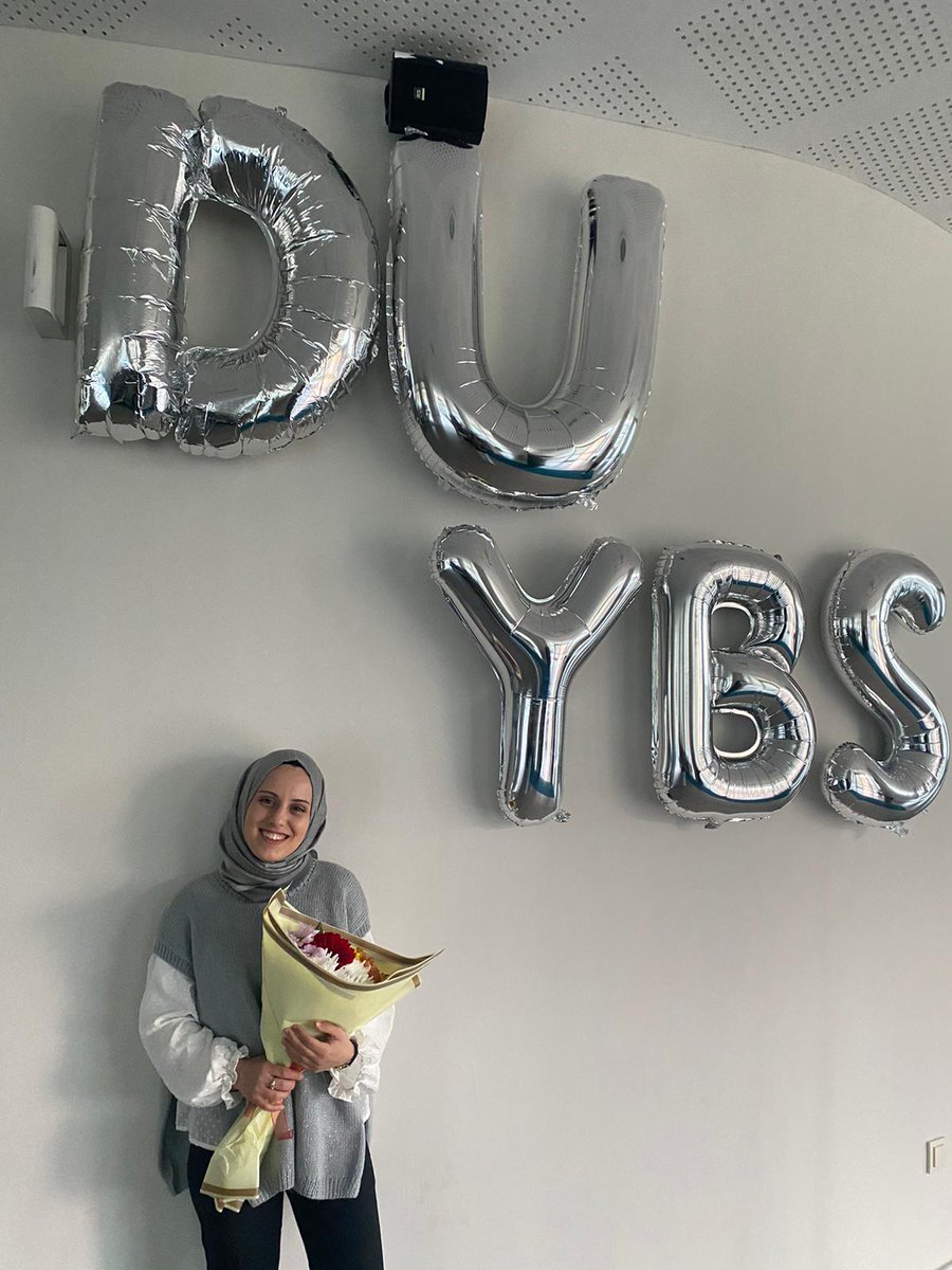 RuveydaAkcinar's tweet photo. @duzceuniversite'nde DU YBS'nin düzenlediği etkinlikte "Siber Zorbalık: Dijital Empati ve Saygı" başlıklı sunumu gerçekleştirdim. Gençler arasında artan siber zorbalık sorununa dikkat çekmek ve daha saygılı bir dijital iletişim kültürü oluşturmak için konuştum. #SiberZorbalık🌟 https://t.co/SNrwSWSbbS