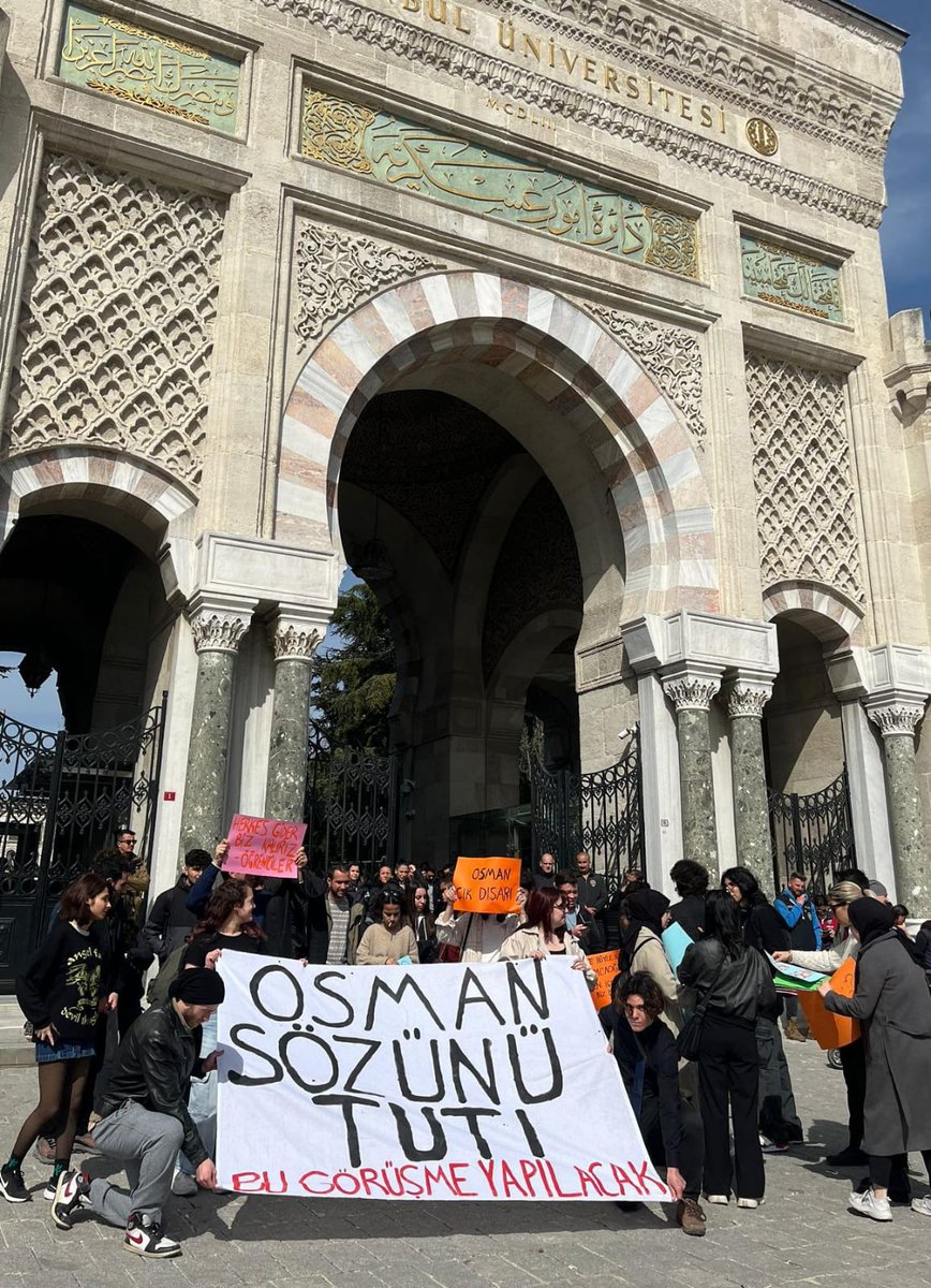 "Korkma la, biziz öğrenci."