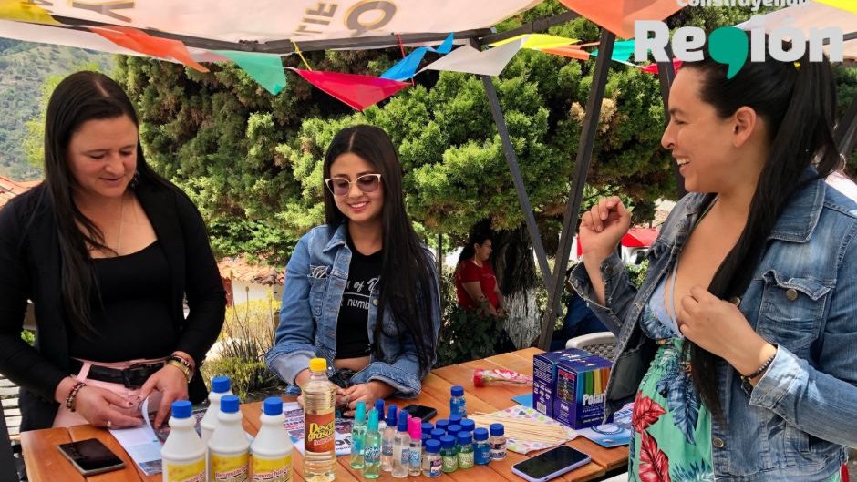 Construyendo Región tweet media