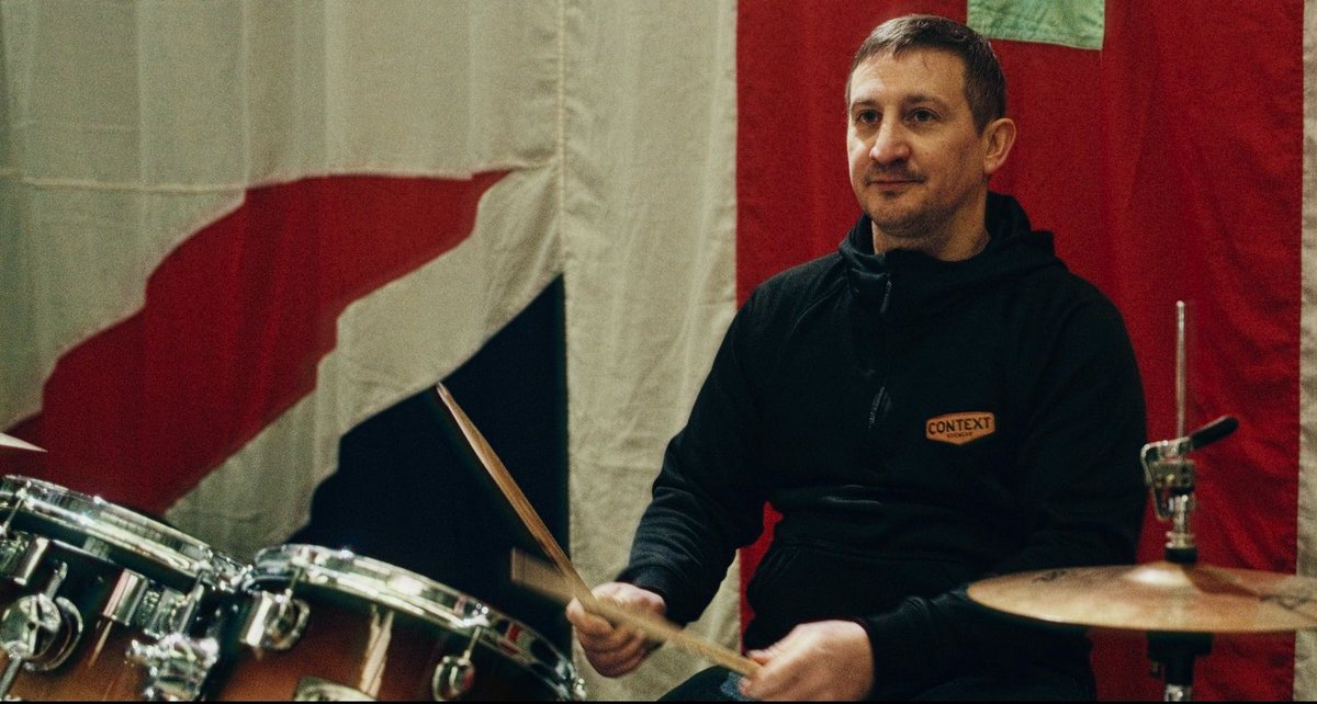 Don’t you talk, as if you know, a feeling of a tired and lonely soul.

I hope you never know, hauntingly true. 
by <a href="/Dirty_Sterling/">DirtySterlingOfficial</a> 
Download it at 

amazon.co.uk/music/player/a…