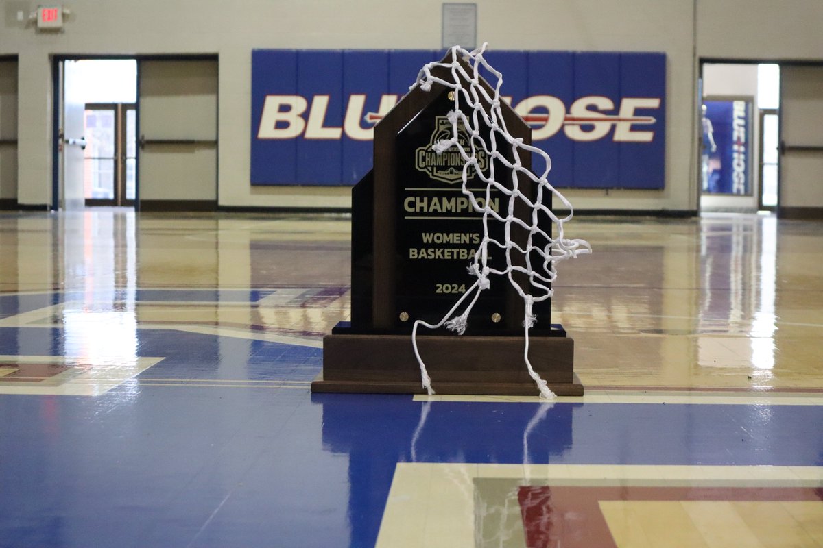 BlueHoseWBB tweet picture