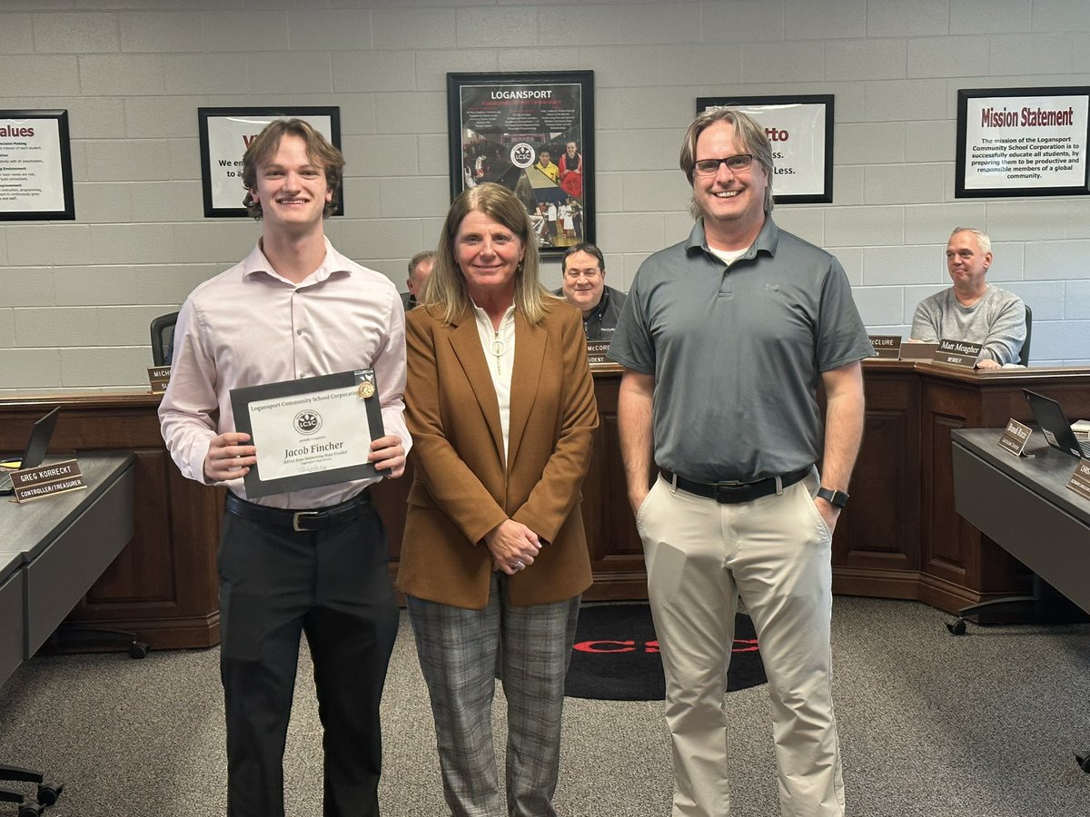 Berry_Athletics's tweet photo. Thank you to our school board and Mrs. Starkey for recognizing Jake Fincher and the outstanding career he had for LHS swimming culminating with his state finalist appearance a few weeks ago. https://t.co/gGzbrFHIF0