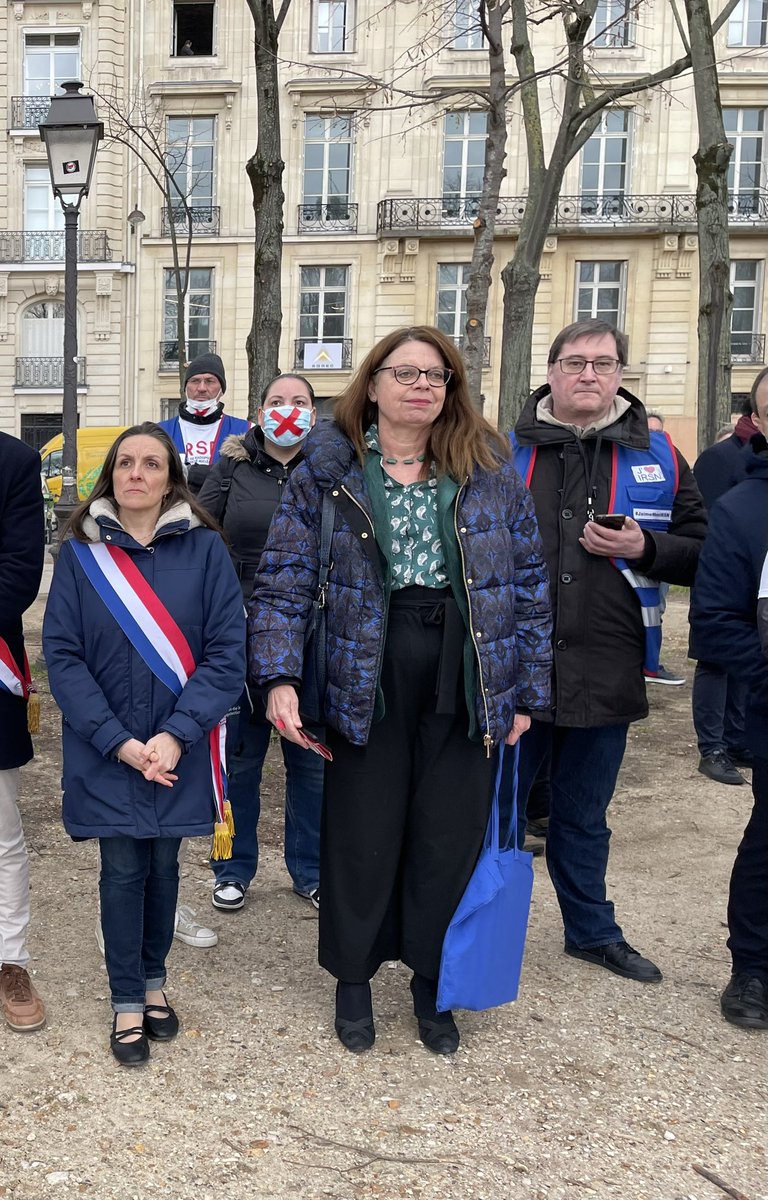 Merci @CLAPOTMireille députée @EnCommun_parti de la Majorité présidentielle d’avoir proposé le statut d’API pour la future autorité. Un amendement courageux ! @JeSoutiensIRSN