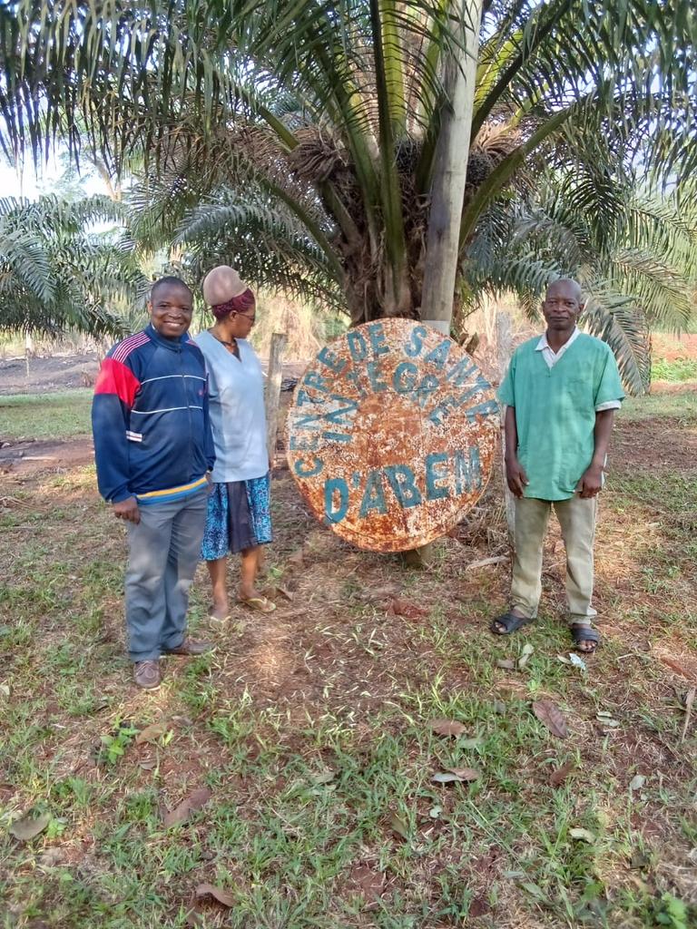 FalchiAles's tweet photo. The first OneHealth study in #Akonolinga #Cameroon has started the March 3. Tracking emerging infectious diseases #ticks #cattle #smallruminants #humanpopulation. @UnivCorse @UBuea @ird_fr @FRauCameroun https://t.co/rvQyAZNAAG
