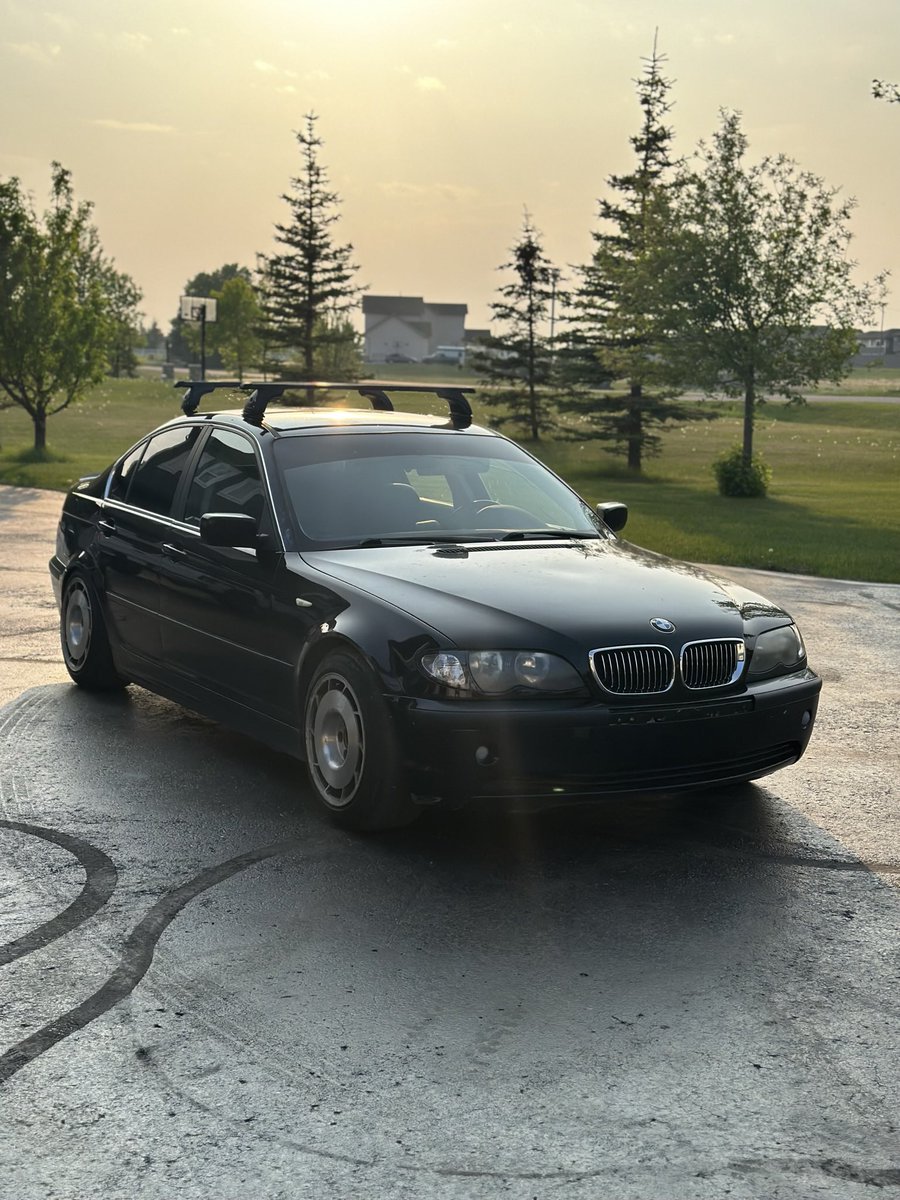 wiebe_levi's tweet photo. @horsepower C4 Vette wheels on my homies E46 https://t.co/cw3GoLtoN6