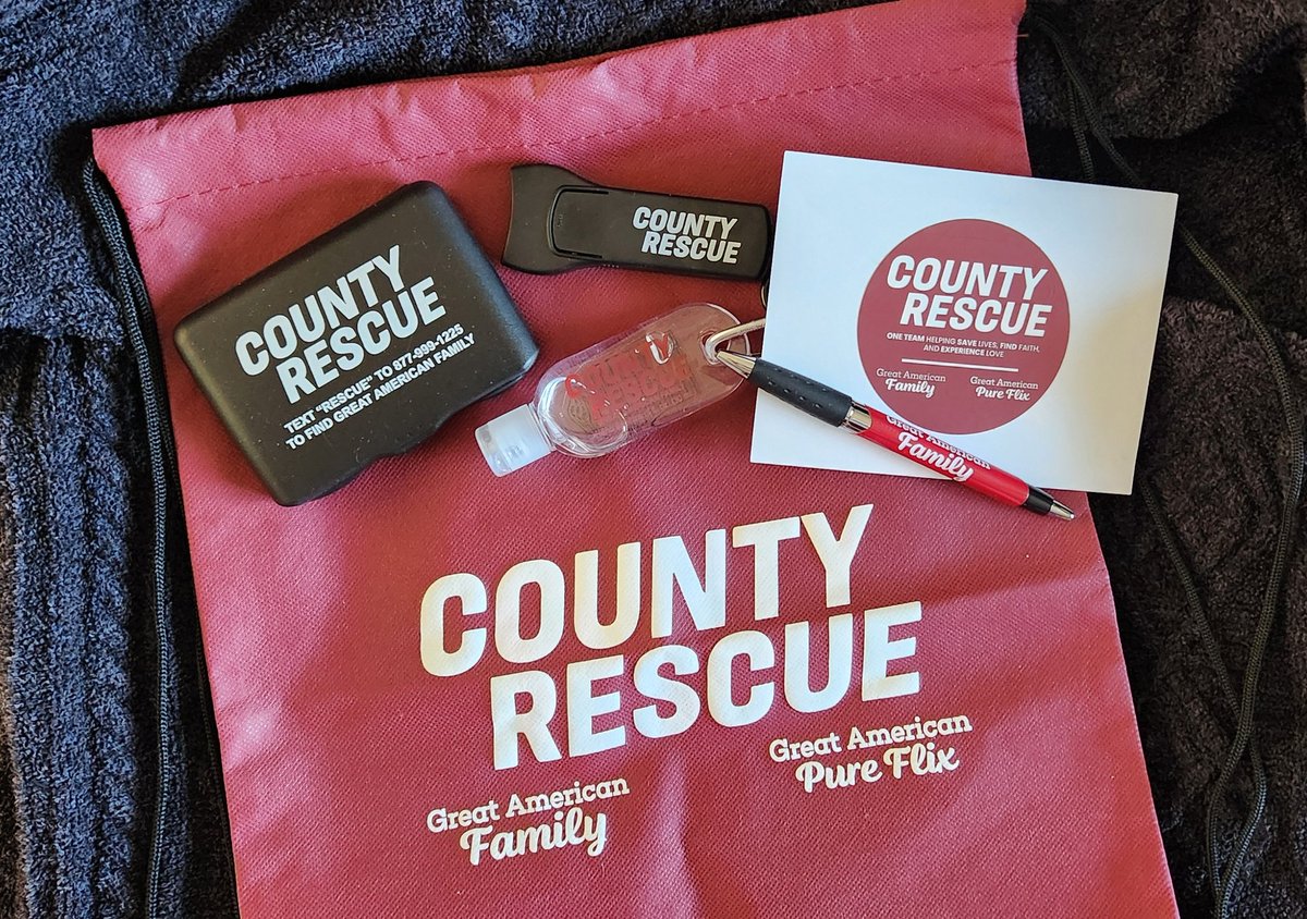 I'm all set for #CountyRescue tonight. This show has a classic feel, funny moments, and heart. Thank you @GAfamilyTV for the goodies and the awesome show.