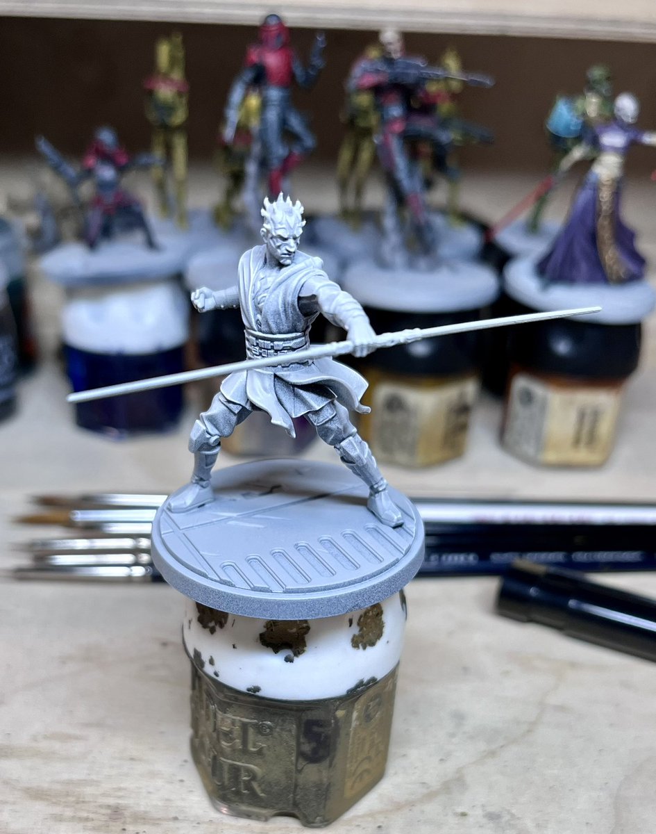 LSurion's tweet image. #hobbystreak day 3: undercoat for Lord Maul.