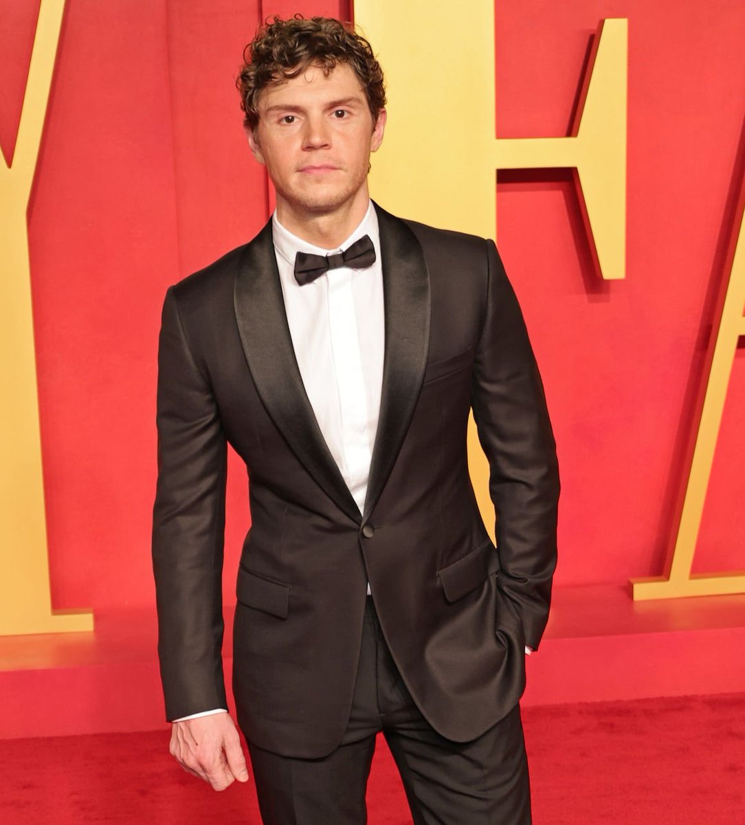 evanlicious tweet media