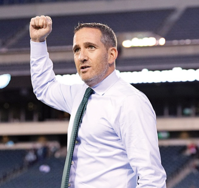 Jake21eagle's tweet photo. I love you, Howie. Best GM in the league. #NFLFreeAgency #NFL #HowieSZN #EaglesNation #FlyEaglesFly https://t.co/pOc1yQoXl4