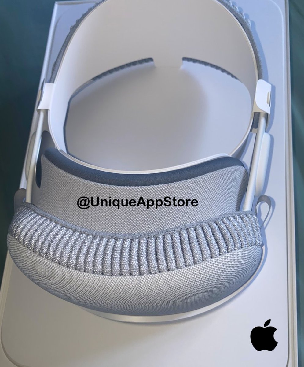 uniqueappstore's tweet photo. My very own Apple Vision PRO...  

#Update #Apple #AppleVisionPRO #AppleEvent #VisionOS https://t.co/E9FhXUybkr