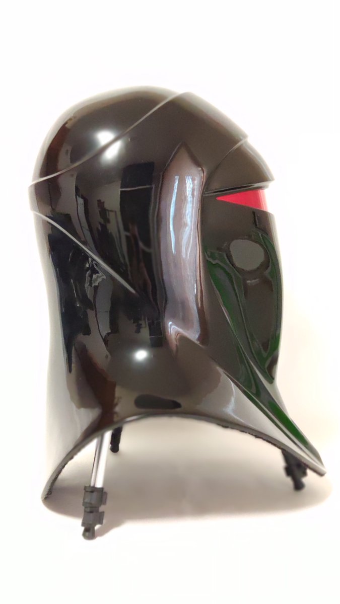 PropsMy's tweet image. Hi all! My latest favorite work from the Star Wars universe is the Shadow Guard helmet from the game Star Wars The Force Unleashed. The helmet fits perfectly on the head and shoulders with the size I guessed, I had to use my large printer to print it in one piece without gluing.