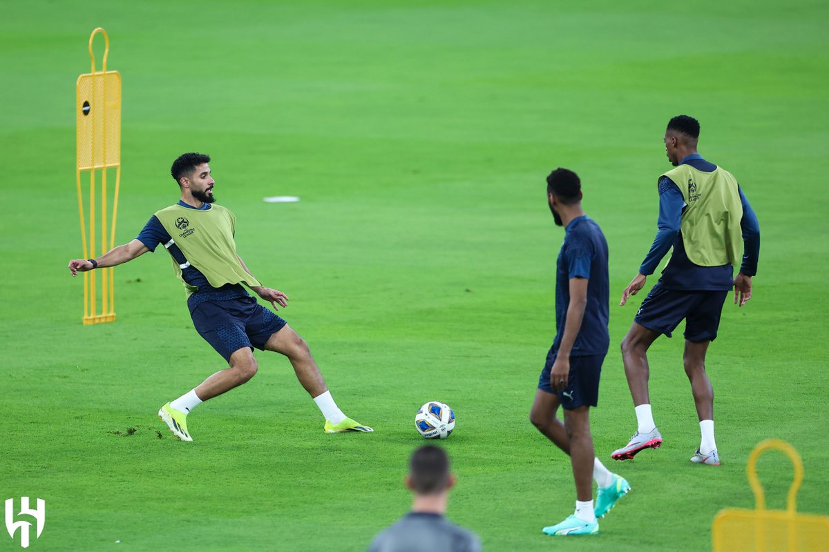 Alhilal_EN's tweet photo. 📸 ACL preparations 🤩
#AlHilal https://t.co/wpXgyHWyW4