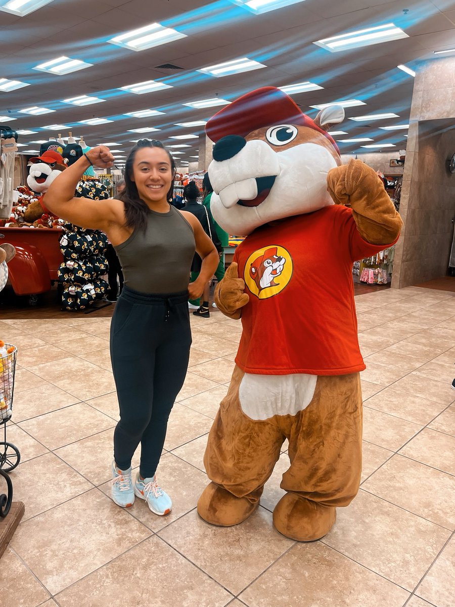 amiraiswrestler's tweet photo. AMIRA x BUC-EES Collab 🫨

Maybe the real Texas is the friends we made along the way. Just got home from my weekend, wrestling for @OTOBHTX and @NewTexasPW and yes I probably will be wearing my Buc-ees sweatshirt for the next three days ✨ https://t.co/ET8Y8zgbeJ