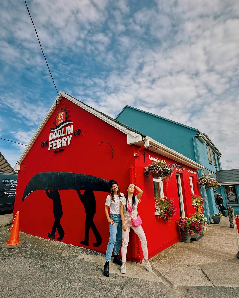 Discover Ireland tweet media