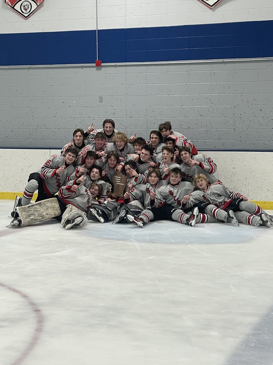 BradByce's tweet photo. Team Wisconsin U15s are Tier 1 State Champs!! Now onto Central Districts next weekend in Des Moines, IA! #workstructureskill https://t.co/0PLrPxlRdn