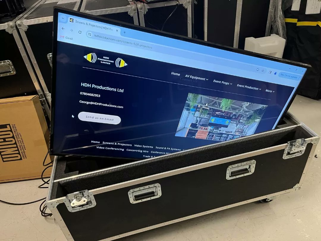 HDHProductions's tweet photo. Beginning of the month we had one of @LGElectronics 55" screens &amp; @unicolmfg Parabella Stands out on hire for a charity night that needed an extra relay screen
#screenhire #parabellastand #audiovisualhire #events #eventproduction #videohire #avhire #lgelectronics #unicol #prepped https://t.co/GPxnrjAvhs