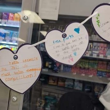 CrowthorneCMP's tweet photo. Fabulous bunting for #InternationalWomensDay on display at @coopuk Crowthorne.  Made by our local community partner 4th Crowthorne Brownies., showing Inspirational women in their lives. https://t.co/EM0XIzRoUi
