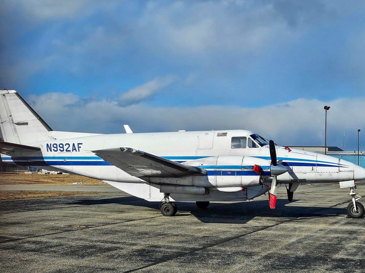 Do not disturb: Reclaiming our lost hour of 💤 #SpringForward #DaylightSavings  #avgeek 

BE99 spotted in Auburn, ME  
📸: @therightrisk