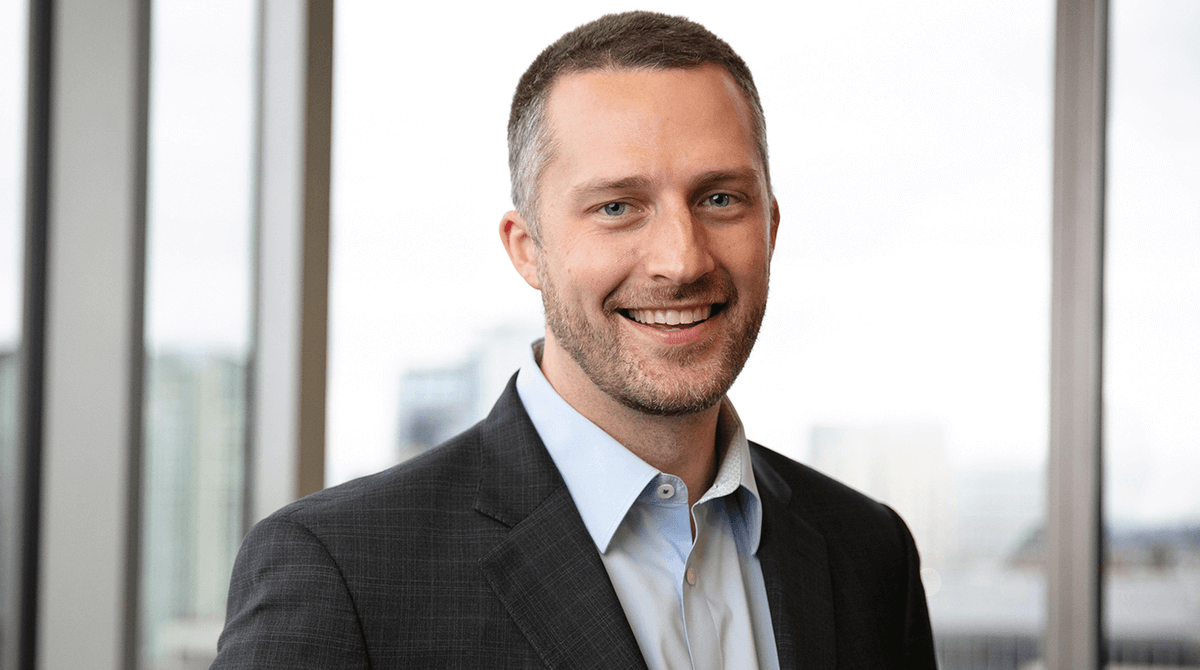 Pleased to announce that Dr. Dayne Mickelson has joined Kaliber’s Surgeon Advisory Board. His engineering background as well as expertise in sports medicine and complex arthroscopic surgery will be invaluable to advancing Kaliber’s mission!
#orthotwitter #orthopedics