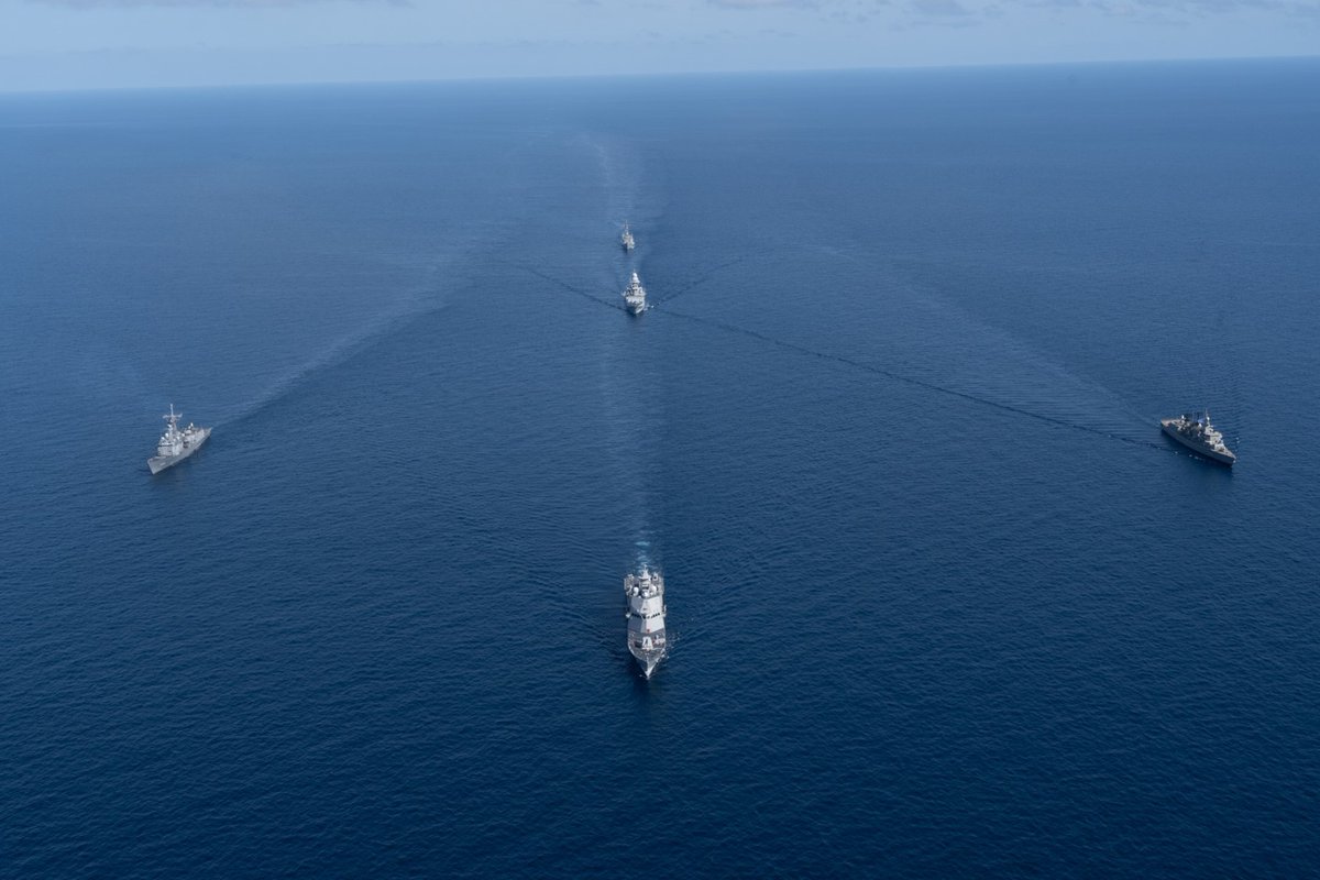 Armada_esp's tweet photo. La fragata #Navarra finaliza su participación en las maniobras antisubmarinas de @NATO #DynamicManta24
La presencia de nuestras unidades en estos ejercicios es fundamental para garantizar la interoperabilidad entre marinas aliadas.
#SomosLaArmada🇪🇦⚓️
#WeAreNATO
#StrongerTogether https://t.co/jvkEjBPrJV