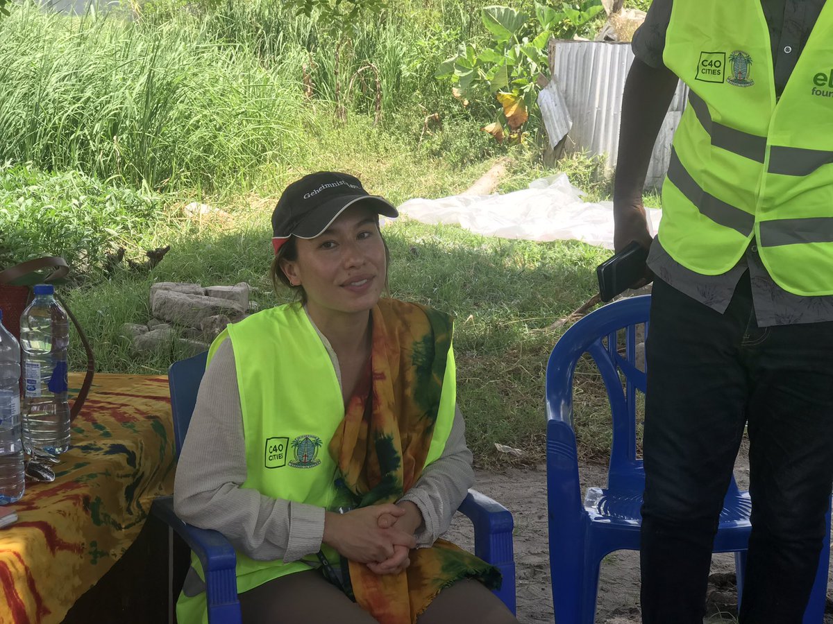 Today, we were with Tufashanwe in Majohe, eco-friendly compost leaders benefiting from our waste management project. New shelters and tools mean even more impact! Huge thanks to our donors and collaboration with C40 Cities and Dar es Salaam City Council! 🌿 #CommunityImpact