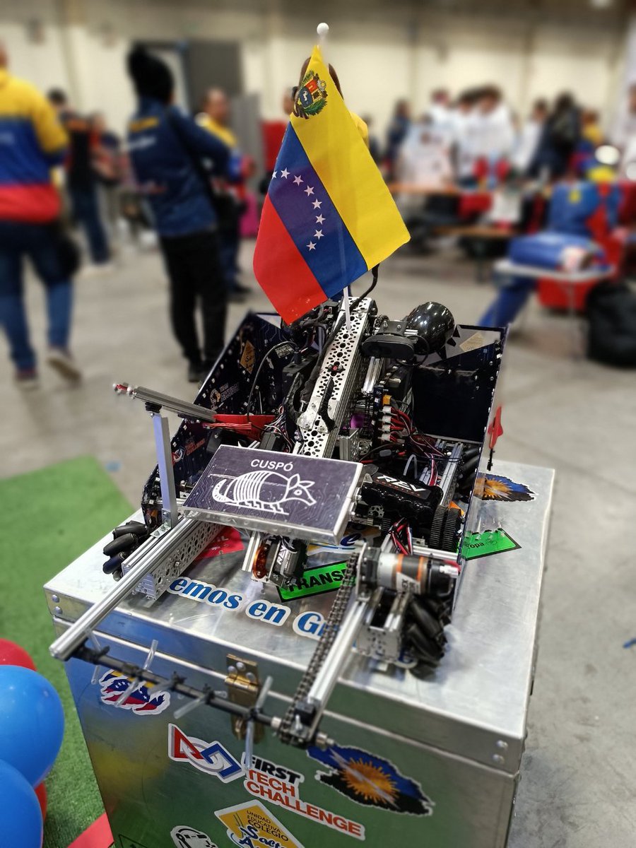 liliamramirez21's tweet photo. Felicidades por tan merecido 2° lugar,en Robotica https://t.co/ZMBLZebfw1