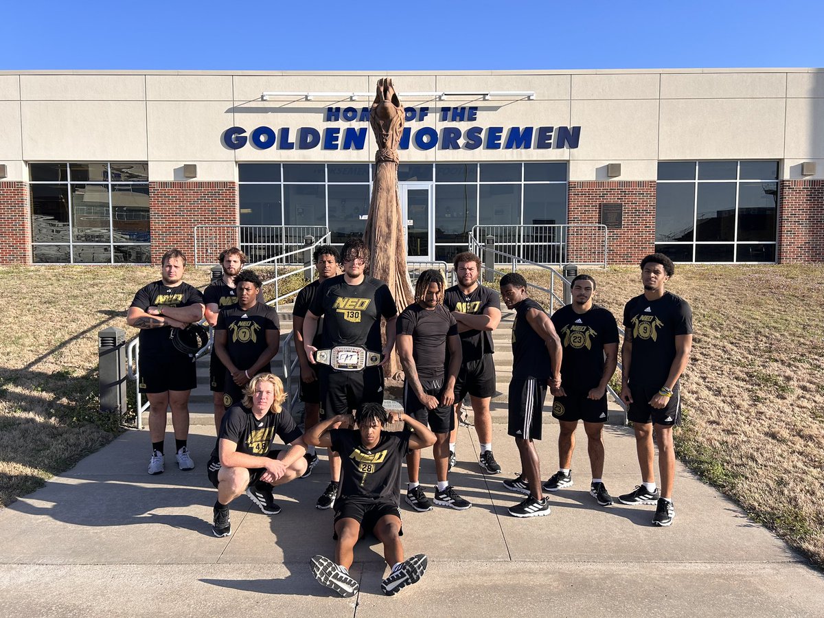 #EAT Champ 3/11
Bravo: <a href="/5Driece/">Edriece Anderson☁️5️⃣</a> 
Charlie: <a href="/DennisLaffert20/">Dennis A Lafferty III</a> 

#MadeOnTheBanks