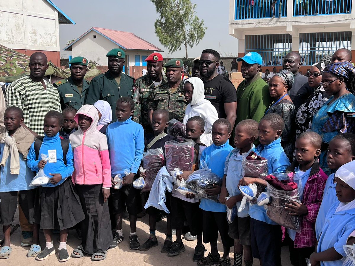 As #CommonwealthDay 2024 is celebrated today, a British Army soldier has helped children in The Gambia with school uniforms from the UK 🇬🇧 🇬🇲 Read more about his efforts ⬇️ ow.ly/i01J50QQjjC