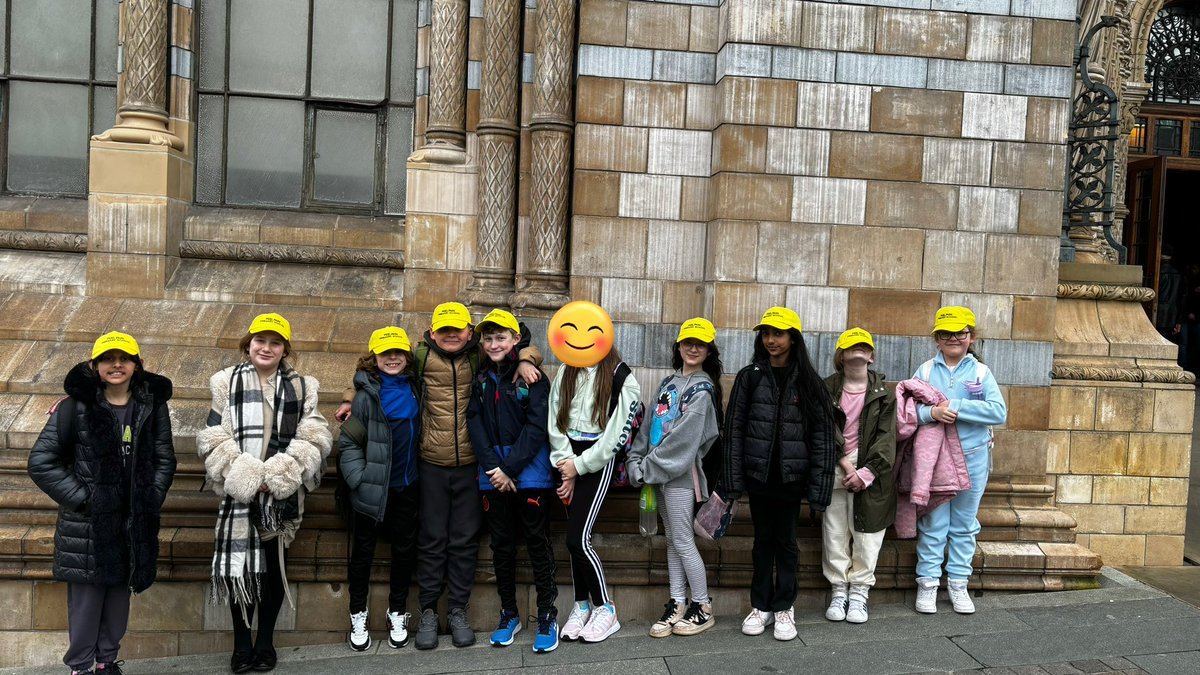 pp_accrington's tweet photo. Fab afternoon at @NHM_London @sciencemuseum Fantastic start to our trip! #londonresidential #groupharrison Time for Pizza express! https://t.co/2rbSRymZNc