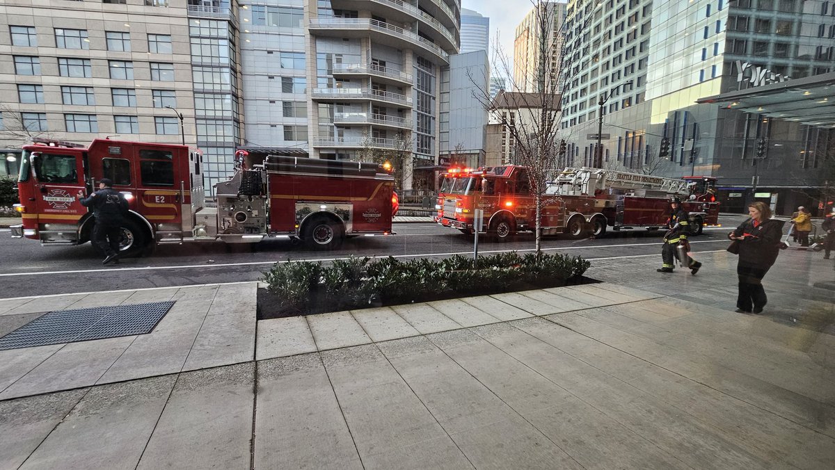 DonovanNichols's tweet photo. Thank you attendees of my #worklifebalance for #supervisors session at #NASPA24. Thank you @NASPAavp for sponsoring my presentation. It went really well...after the building evacuation for a potential fire. 😳  @NASPAtweets #speaker #professionalspeaker https://t.co/JJ1IfOLqff