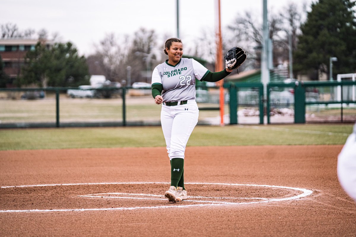 T1: Final day is underway! Giselle to start in the circle! 🫶 Bulldogs: 0 | Rams: 0 #Stalwart x #CSURams