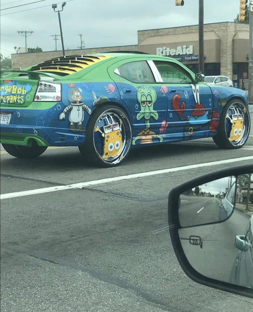 imagine getting cut off by the spongebob mobile