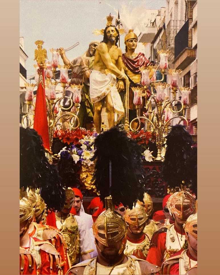 ColumnaMoriles's tweet photo. #ANUNCIOS |Hermanamiento con @spqrmoriles|🔴⚪ 

📆Viernes 15 de marzo.
⌚️22 horas (aprox.)
📍Casa-Hermandad de La Columna (Calle Séneca, 43)

¡Viva El Imperio!
¡Viva La Columna!🔴⚪ https://t.co/foeZM4LbIg