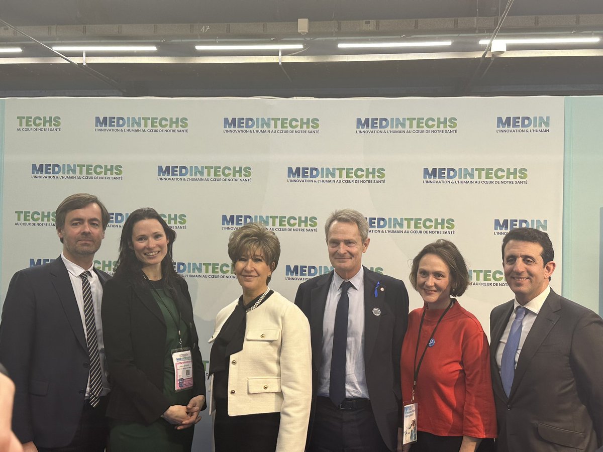 lauzzanamichel's tweet photo. Au Salon #MedInTechs, je suis intervenu lors d’une conférence à propos de l’innovation dans la lutte contre les cancers du sein.
Notre objectif est double : financer et faciliter l’accès aux innovations et mieux écouter les attentes des patientes. https://t.co/md7QxTvzo9