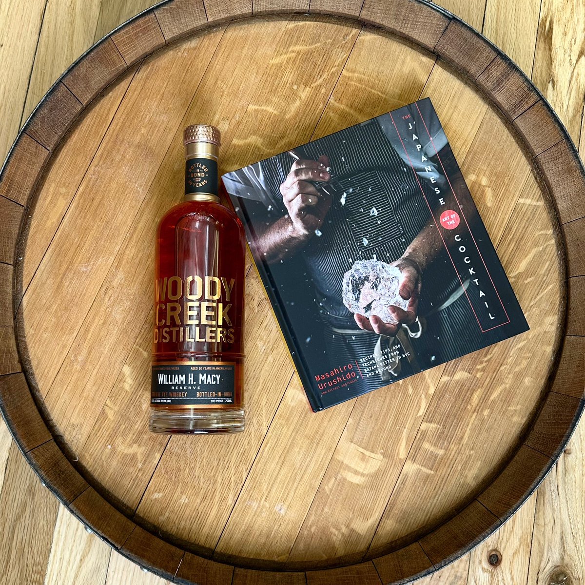 do William H. Macy and our agency’s book, “The Japanese Art of the Cocktail,” have in common? 

A deep appreciation of fine whiskey and storytelling. 
 
We’ll drink to that!

@woodycreekdistillers @hlcbookmedia @hannaleepr @hannaleeny